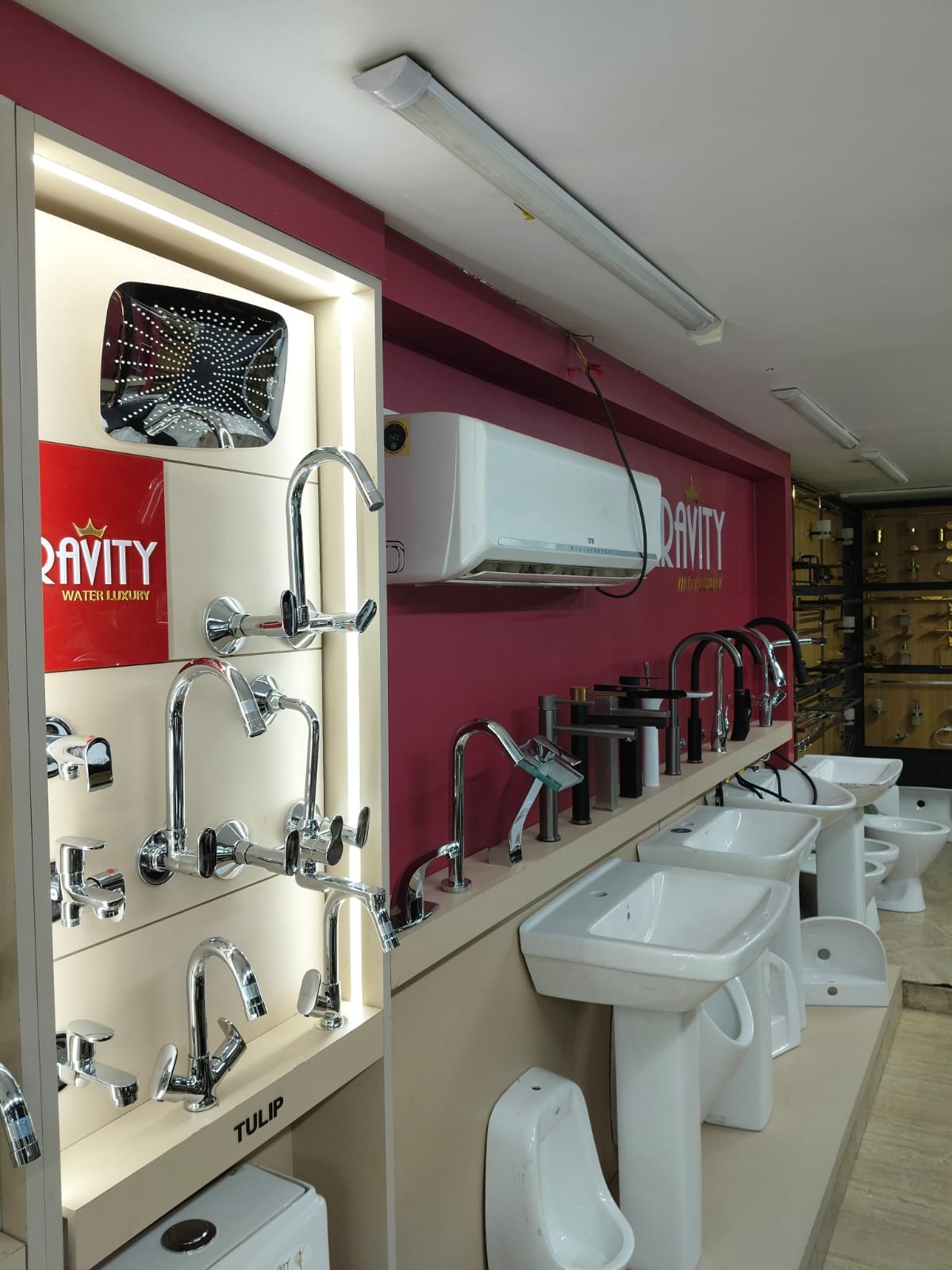 Showroom display fabrication