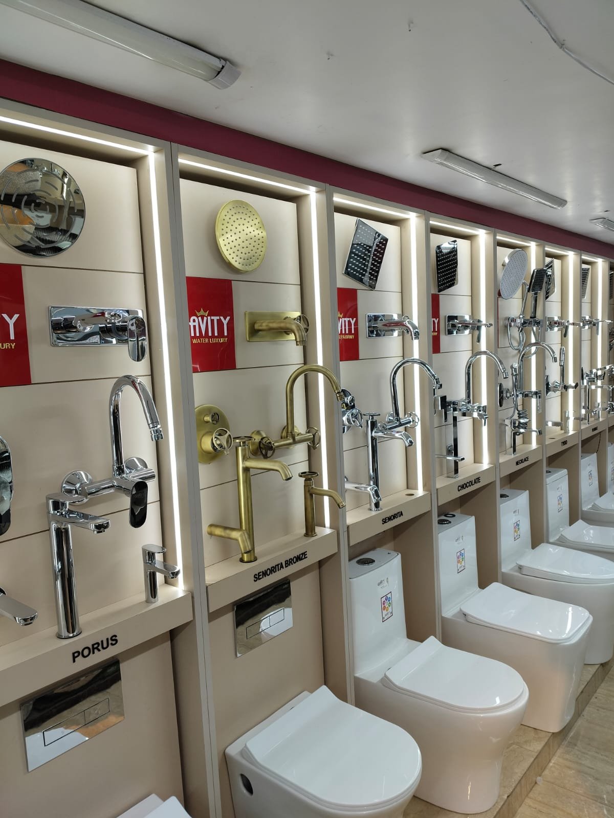 Sanitary showroom display installation